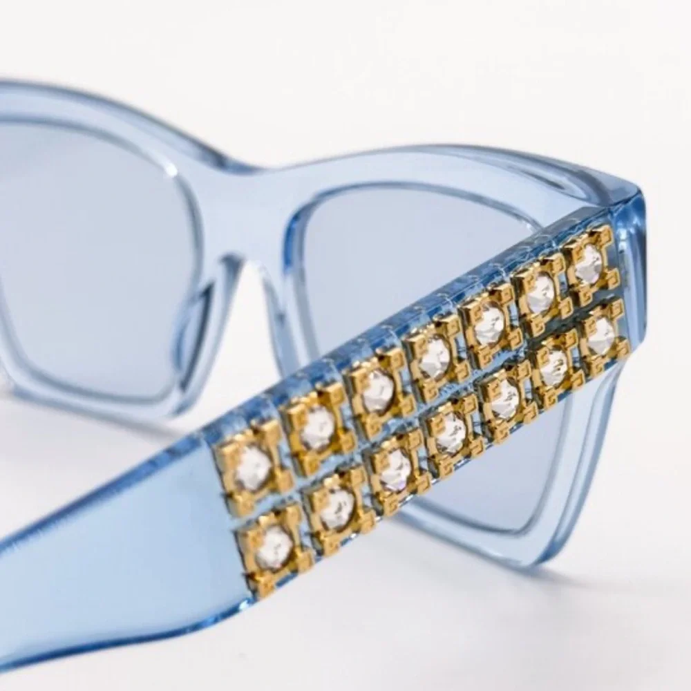 Pre-Order! Excluded Givenchy Sunglasses, New 315 - Picture 6 of 15